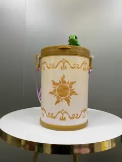 BUCKET RAPUNZEL