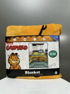 MANTA GARFIELD 157X229